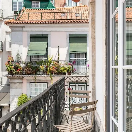 Plum Guide - Marinia Apartamento